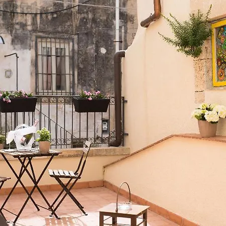 Bed & Breakfast Dimore Delle Zagare Ortigia 3*