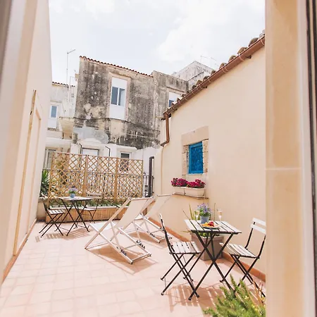 Dimore Delle Zagare Ortigia 3* Syracuse