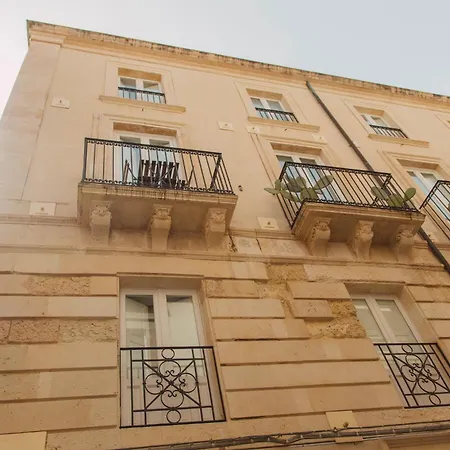 Bed & Breakfast Dimore Delle Zagare Ortigia 4*
